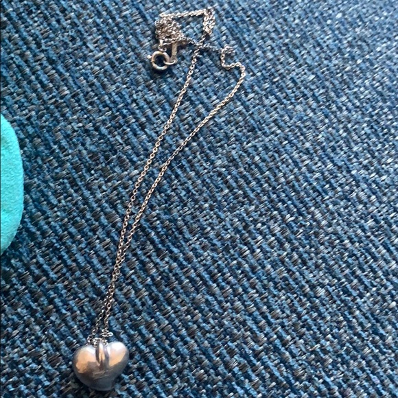 Irregular shaped heart necklace reversible silver - Picture 4 of 12